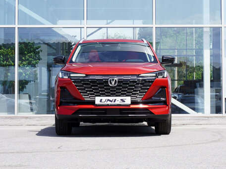 2026 Changan UNI-S I, красный, 3229900 рублей, вид 3