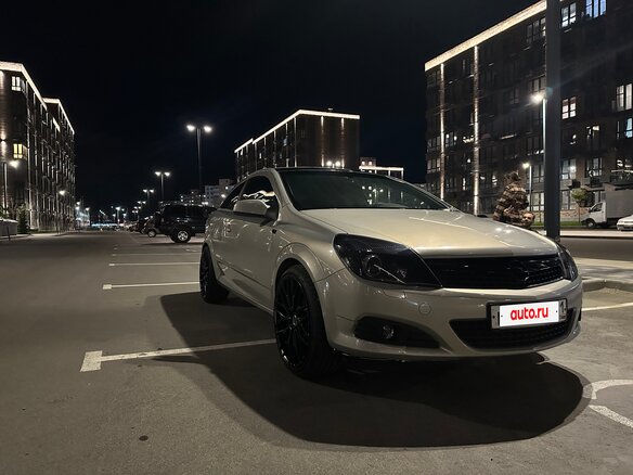 2007 Opel Astra GTC H Рестайлинг, серебристый, 550000 рублей - вид 4