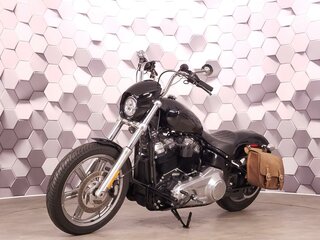 2022 Harley-Davidson Softail Standard, чёрный, 1147000 рублей, вид 2