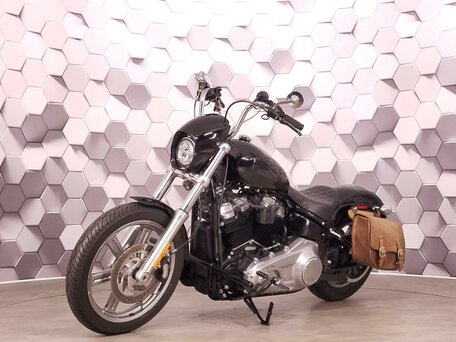 2022 Harley-Davidson Softail Standard, чёрный, 1147000 рублей, вид 2