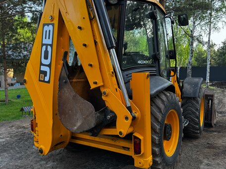 2011 JCB 4CX, 5950000 рублей, вид 3