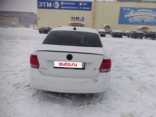 2010 Volkswagen Polo V, белый, 650000 рублей, вид 4