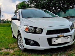 2014 Chevrolet Aveo II, белый, 777000 рублей, вид 2