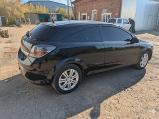 2010 Opel Astra GTC H Рестайлинг, чёрный, 180000 рублей, вид 4