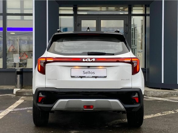 2026 Kia Seltos I Рестайлинг, белый - вид 8