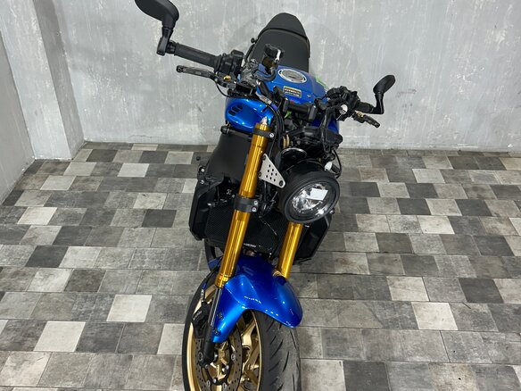 2022 Yamaha XSR900, синий, 1045000 рублей - вид 9