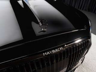 2026 Mercedes-Benz Maybach S-Класс 580 II (Z223) Рестайлинг, чёрный, 42680000 рублей, вид 4