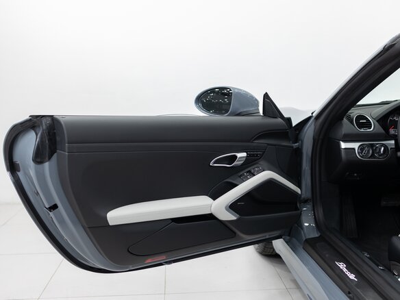 2025 Porsche Boxster IV 718 (982), серый, 12590000 рублей - вид 13