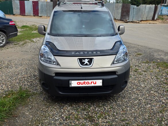 2008 Peugeot Partner II, бежевый, 435000 рублей - вид 1