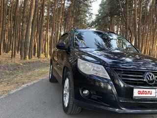 2010 Volkswagen Tiguan I, чёрный, 830000 рублей, вид 2