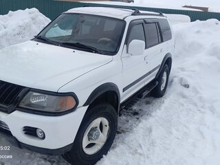 2000 Mitsubishi Montero Sport I, белый, 950000 рублей, вид 1