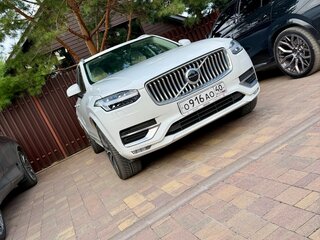 2021 Volvo XC90 B5 II Рестайлинг 1, белый, 6800000 рублей, вид 5