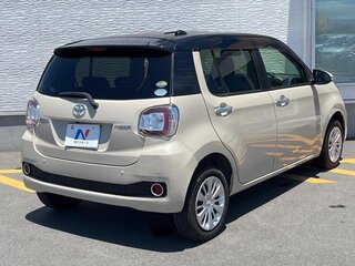2021 Toyota Passo III Рестайлинг, белый, 700000 рублей, вид 3