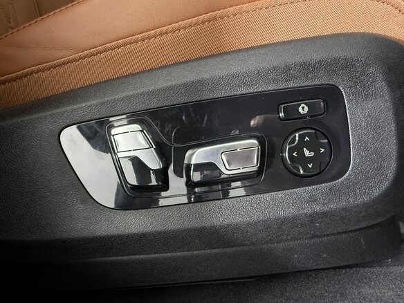 2025 BMW X6 30d III (G06) Рестайлинг, чёрный, 16100000 рублей - вид 20