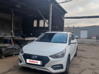 2017 Hyundai Solaris II, белый, 600000 рублей, вид 4