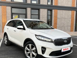 2019 Kia Sorento III Prime Рестайлинг, белый, 2950000 рублей, вид 1