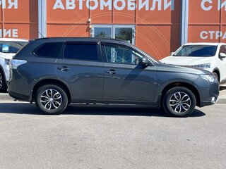 2014 Mitsubishi Outlander III, серый, 1285000 рублей, вид 4