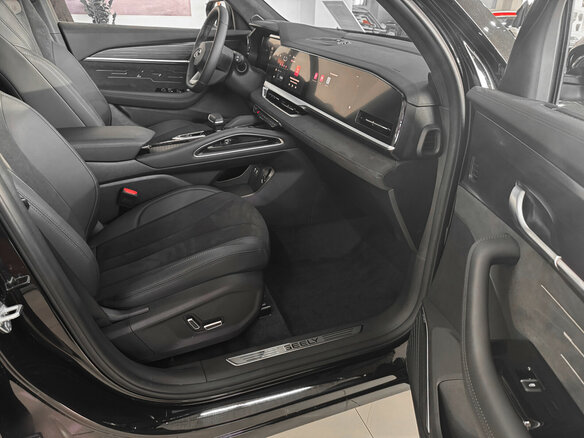 2026 Geely Monjaro I, чёрный, 4954990 рублей - вид 6