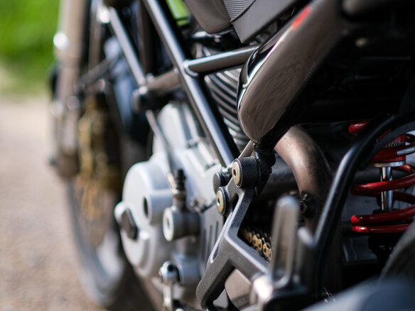 2001 Ducati Monster 600, чёрный, 251849 рублей - вид 10