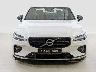 2019 Volvo S60 III, белый, 2635000 рублей, вид 2