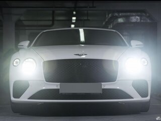 2020 Bentley Continental GT III, белый, 20000000 рублей, вид 3