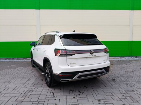 2022 Volkswagen Tayron I, белый, 2500000 рублей, вид 3