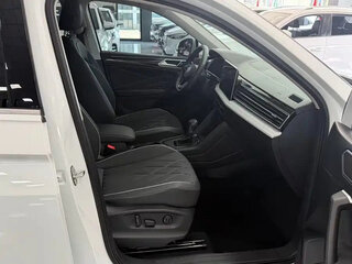 2023 Volkswagen Tiguan Allspace II Рестайлинг, белый, 2750000 рублей, вид 5