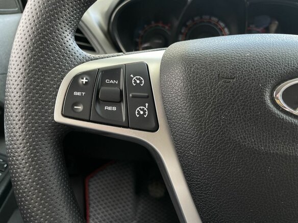 2018 Lada (ВАЗ) Vesta SW I, красный, 792000 рублей - вид 16