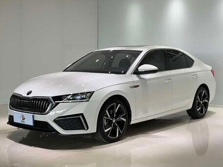 Skoda Octavia IV (A8)