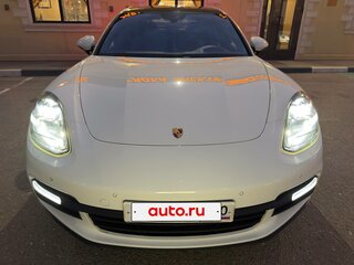 2019 Porsche Panamera 4 Sport Turismo II, белый, 6000000 рублей, вид 1