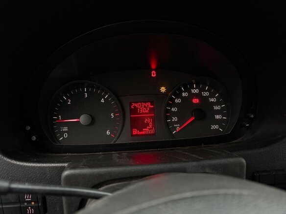 2011 Volkswagen Crafter, серый, 1620000 рублей - вид 13