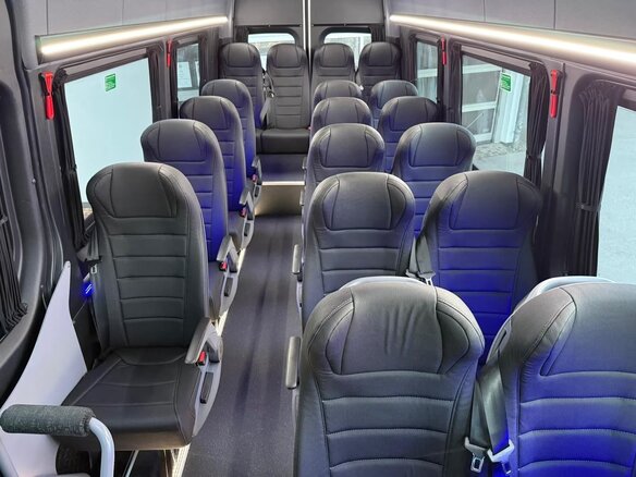 2026 Mercedes-Benz Sprinter, белый - вид 22