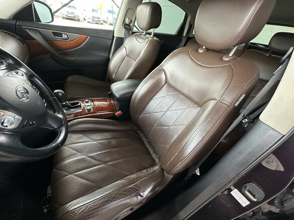 2014 Infiniti QX70, коричневый - вид 19