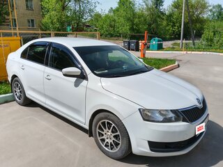 2018 Skoda Rapid I Рестайлинг, белый, 1030000 рублей, вид 2