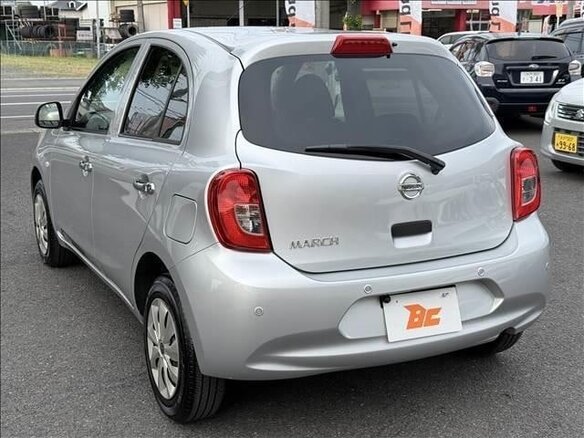 2022 Nissan March IV (K13) Рестайлинг, серебристый, 780000 рублей - вид 5
