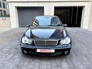 2006 Mercedes-Benz C-Класс 230 II (W203) Рестайлинг, чёрный, 870000 рублей, вид 3
