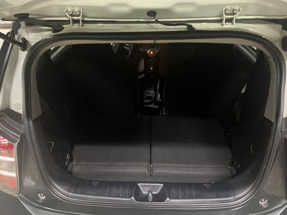 2012 Scion iQ, зелёный, 1500000 рублей - вид 10