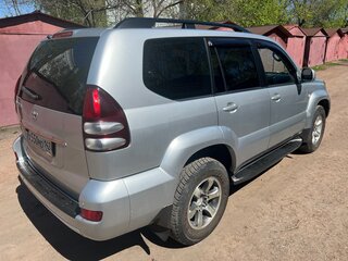 2007 Toyota Land Cruiser Prado 5-speed 120 Series, серебристый, 2400000 рублей, вид 2