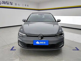 2022 Volkswagen Golf VIII, серый, 1870000 рублей, вид 1