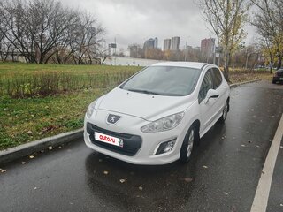 2012 Peugeot 308 I Рестайлинг, белый, 675000 рублей, вид 1