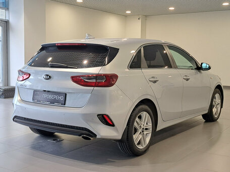 2019 Kia Ceed III, серебристый, 1247000 рублей, вид 5