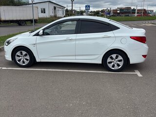 2014 Hyundai Solaris I Рестайлинг, белый, 970000 рублей, вид 5