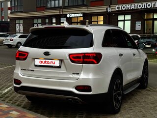 2019 Kia Sorento III Prime Рестайлинг, белый, 3199900 рублей, вид 5