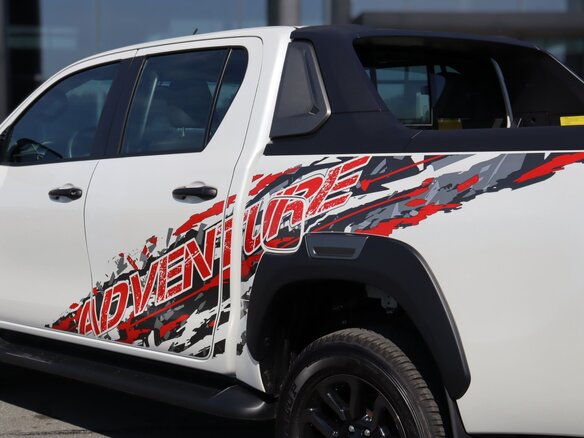 2026 Toyota Hilux VIII Рестайлинг 2, белый - вид 14