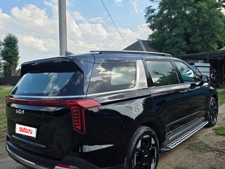 2023 Kia Carnival IV Рестайлинг, чёрный, 5600000 рублей, вид 4
