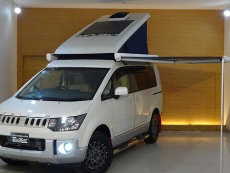 2017 Mitsubishi Delica D:5 I, белый, 1590000 рублей, вид 1
