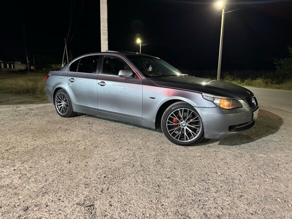 2004 BMW 5 серии 520i V (E60/E61), серый, 770000 рублей - вид 4