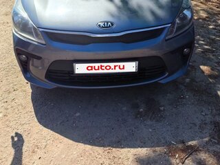 2017 Kia Rio IV, серый, 1500000 рублей, вид 2