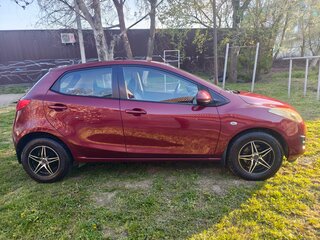 2012 Mazda 2 II Рестайлинг (DE2), красный, 930000 рублей, вид 3