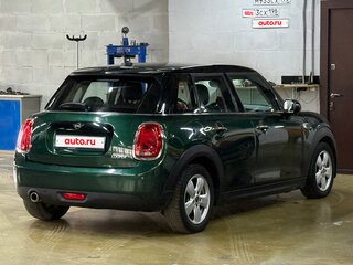 2018 Mini Hatch Cooper III (F55/F56) Рестайлинг, зелёный, 1555000 рублей, вид 5